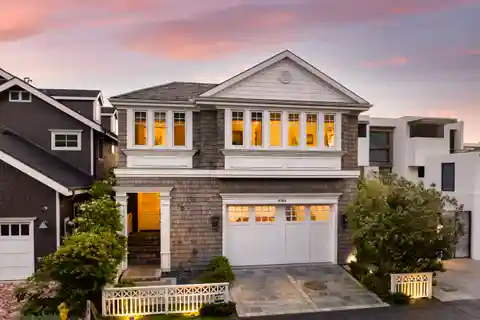 An Oceanfront Sanctuary