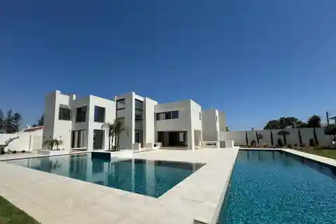 Refined Luxury in the Heart of Parissinos