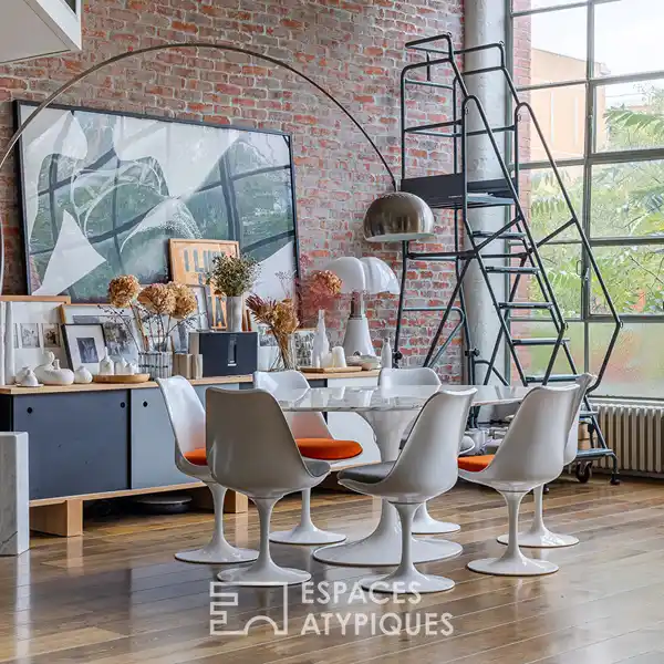 EXCEPTIONAL LOFT IN IDEAL LOCATION