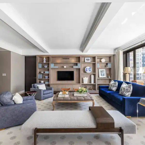 ELEGANT AND EXPANSIVE HOME IN SUTTON PLACE