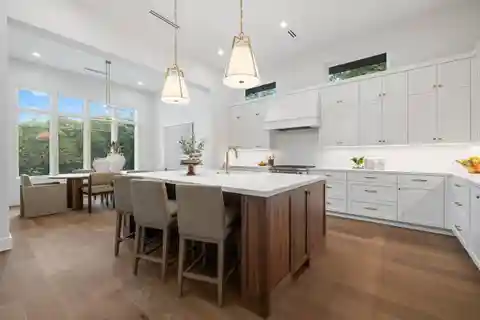 Contemporary New Construction in Westlake