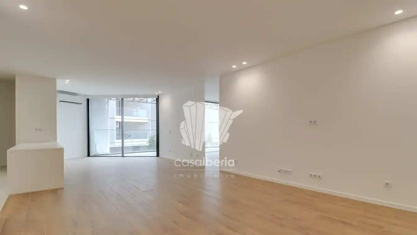 Exclusive Living at Waterfront Residences