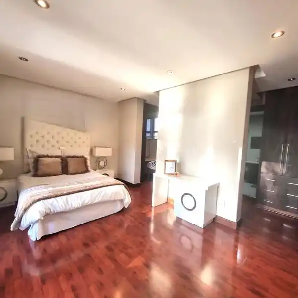 MIDSTREAM ESTATE GEM WITH 4-CAR GARAGE