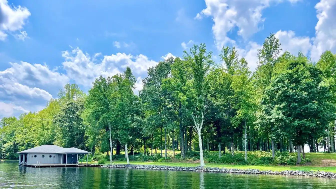 Rare Waterfront Property on Lake Anna