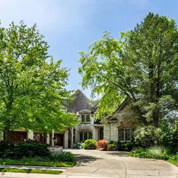 SERENE SANCTUARY IN OXBOW ESTATES