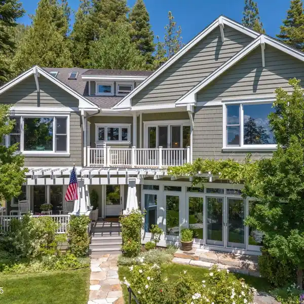 MAGNIFICENT HOME IN THE HISTORIC GLENBROOK COMMUNITY