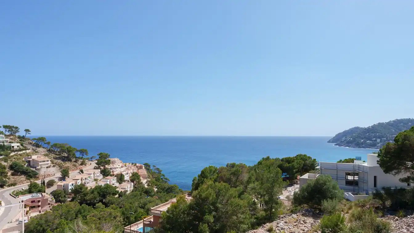 Build Your Dream Villa on an Ideal Plot
