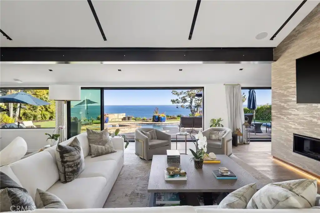 Modern Luxury Oasis in Prestigious Rancho Palos Verdes