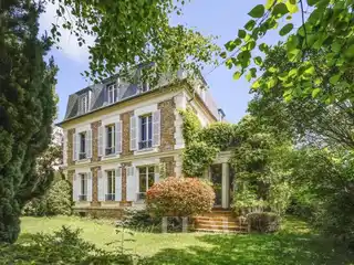 Expansive Villa Full of Potential