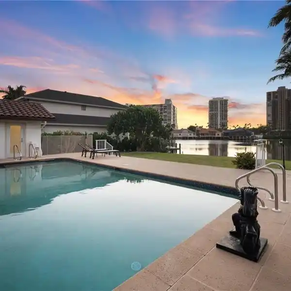 ENDLESS POTENTIAL IN COVETED PARK SHORE