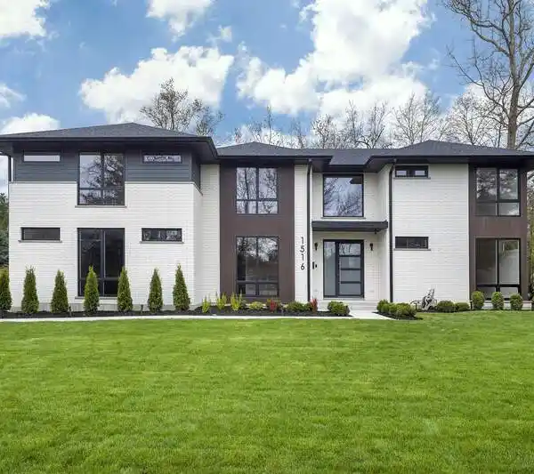 EXQUISITE NEW CONSTRUCTION CONTEMPORARY HOME