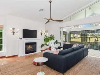Lovely Golf and Lake Front Home at Wyndemere