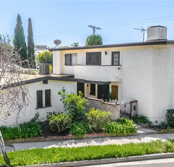 BEAUTIFULLY UPDATED AND VERSATILE HOME