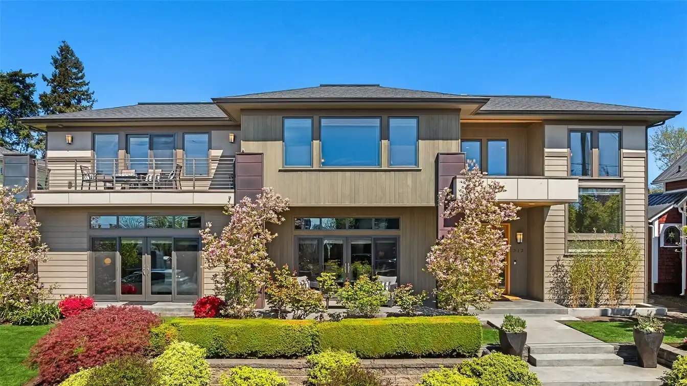 Custom Masterpiece in West of Market