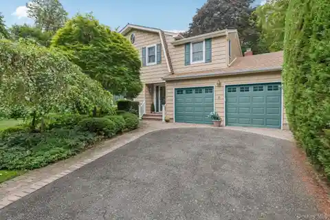 Elegant Dutch Colonial in Northport Village