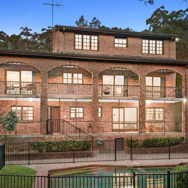 EXPANSIVE FULL-BRICK RESIDENCE