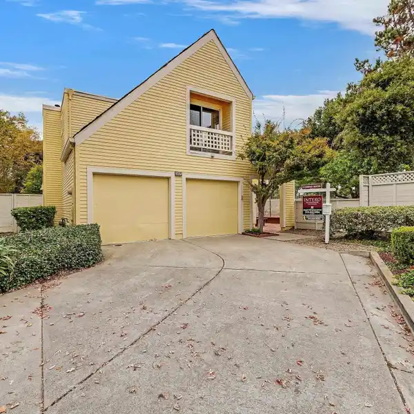 CREEKSIDE CAPE COD WITH DUAL SUITE SERENITY