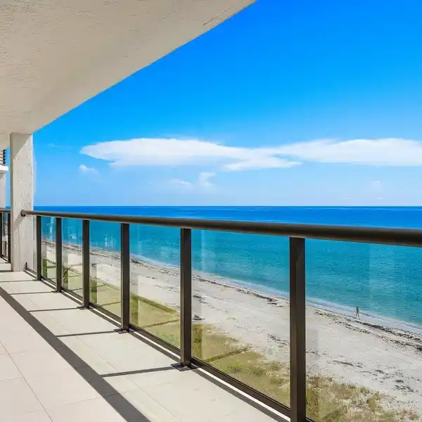 RARE CONTEMPORARY COASTAL MASTERPIECE