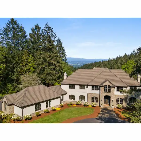 CUSTOM ELEGANCE IN NORTHWEST PORTLAND
