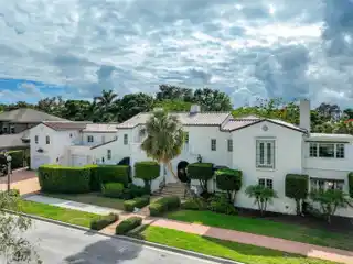 Sprawling Estate in Belleair