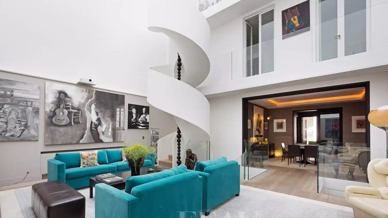 Contemporary Private Mansion