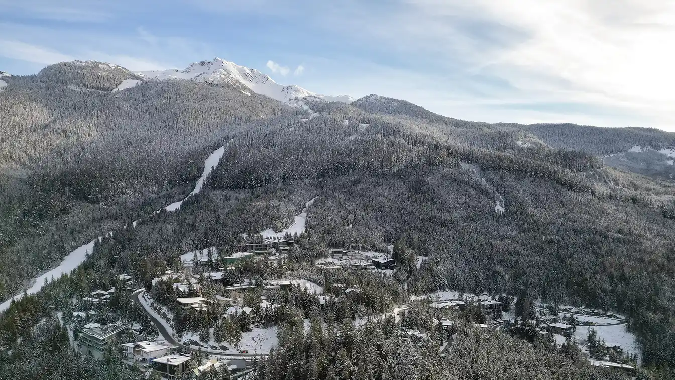 Exceptional Ski-in/ Ski-out Lot in Luxurious Kadenwood