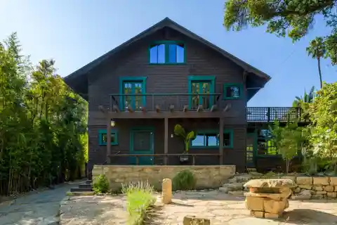 Iconic Craftsman Home
