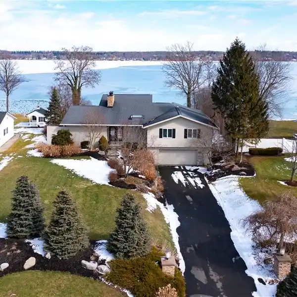 BEAUTIFUL RANCH HOME ON SERENE OWASCO LAKE