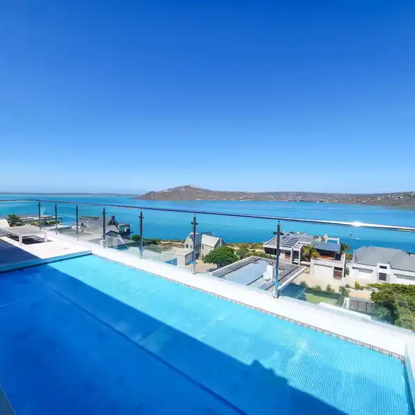 EXTRAORDINARY HOME WITH UNPARALLELED LAGOON VIEWS