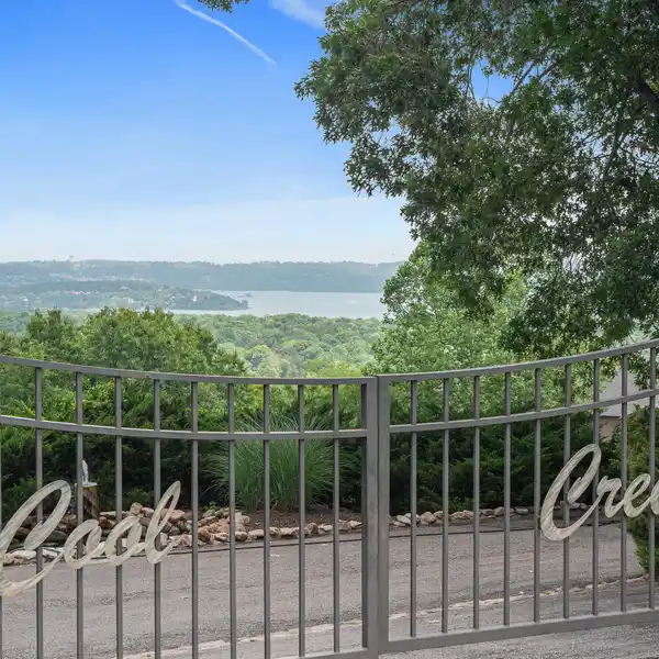 AMAZING POTENTIAL ON OVER 25 ACRES - POTENTIAL PRIVATE OASIS