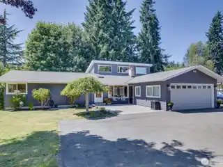 Beautifully Renovated Rambler