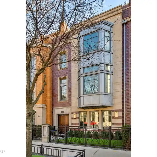 ELEGANTLY APPOINTED AND EXQUISITELY REDESIGNED HOME