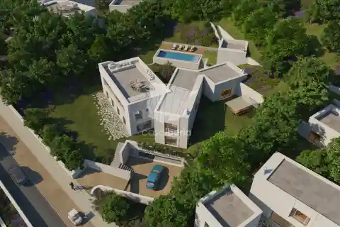 Six-Bedroom Villa with Pool and Garden