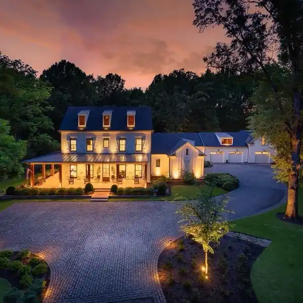 6.5-ACRE PRIVATE SANCTUARY