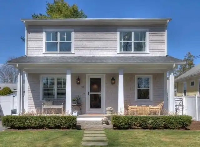 Shingled Beach Colonial