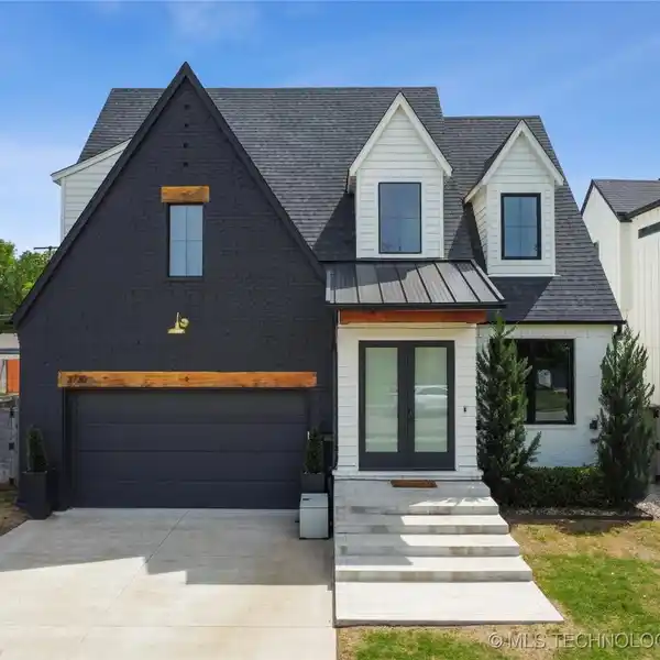 CHIC MODERN HOME