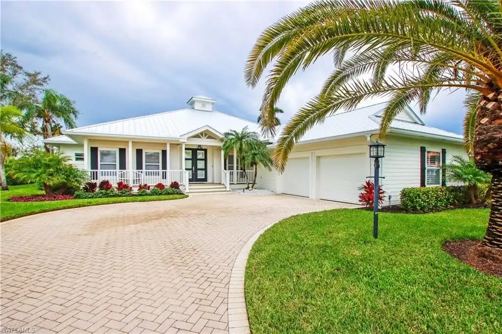 Exquisite Coastal Retreat in South Fort Myers