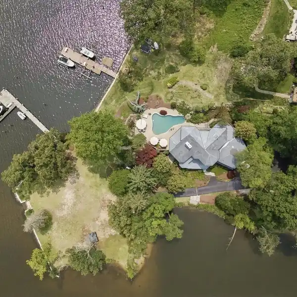 LUXURY RETREAT ON THE SEVERN RIVER