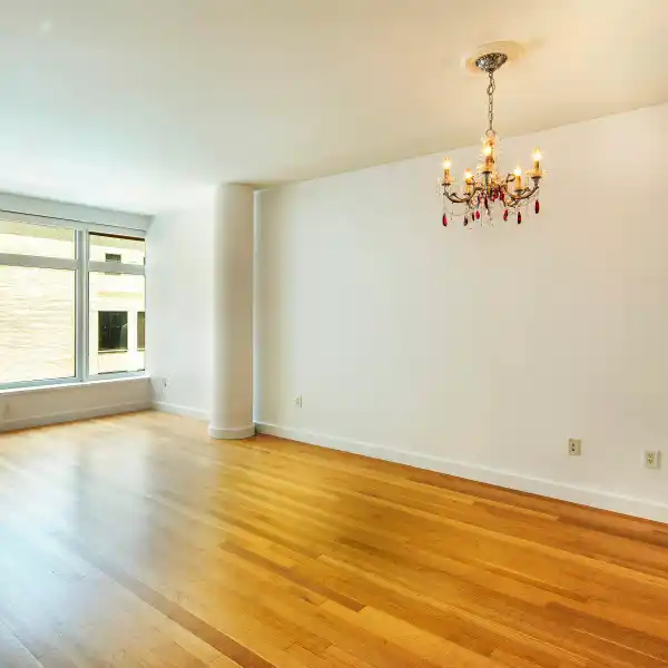 SPACIOUS THREE-BEDROOM RENTAL AT THE LAUREL