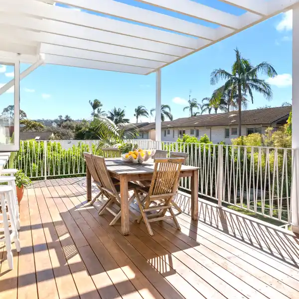 SOLID HOME IN DEE WHY FLATS