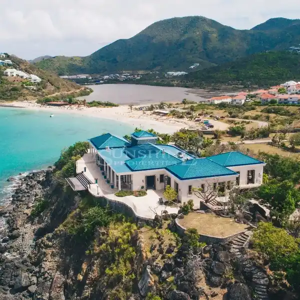UNRIVALED BEACHFRONT ESTATE ON THE CARIBBEAN