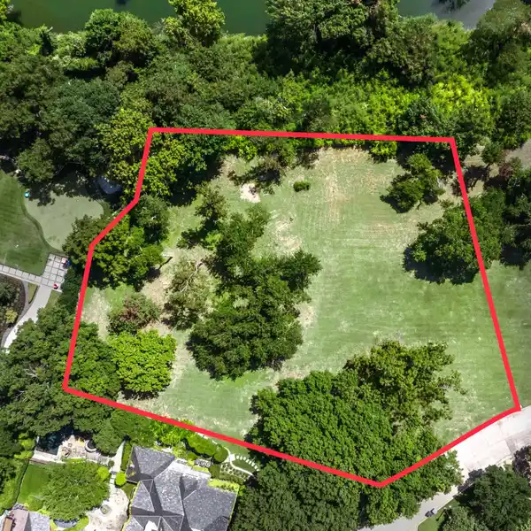 CREATE YOUR LEGACY ESTATE IN GLEN ABBEY