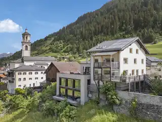Generously Sized, Stylishly Finished 8-Room Holiday Residence with Stunning Wellness Zone in Tinizong