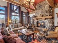 METICULOUSLY MAINTAINED HOME IN HIGHLY DESIRABLE SKYWATCH