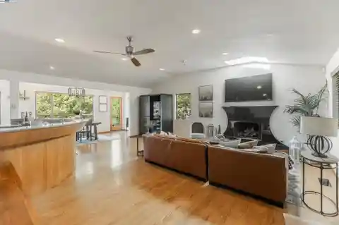 Beautiful Home with Amazing Nature Views