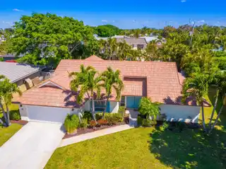 Beautifully Renovated Home in Village of Tequesta