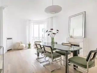 Peaceful Meticulously Renovated Apartment