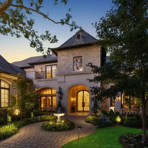 GRAND FRENCH-INSPIRED ESTATE IN GLEN ABBEY