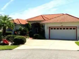 Stylish Canal-front Home