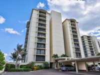 BRIGHT AND LUXURIOUS OCEANFRONT CORNER CONDO